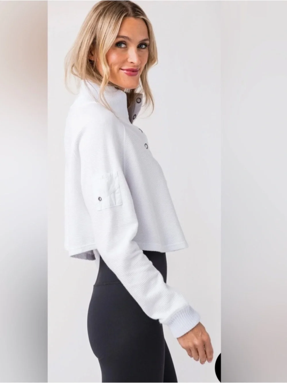 NWT Free People Movement So Fly Henley Layer Medium - Picture 2 of 5